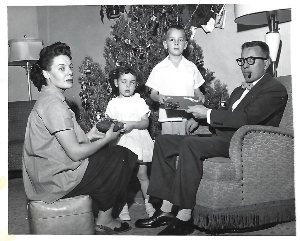 This image has an empty alt attribute; its file name is 12-december-on-18th-street-connie-3-jay-7-mom-is-pg-with-mark.jpg